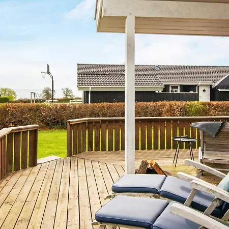 4 Star Holiday Home In Sj Lund Sjolund